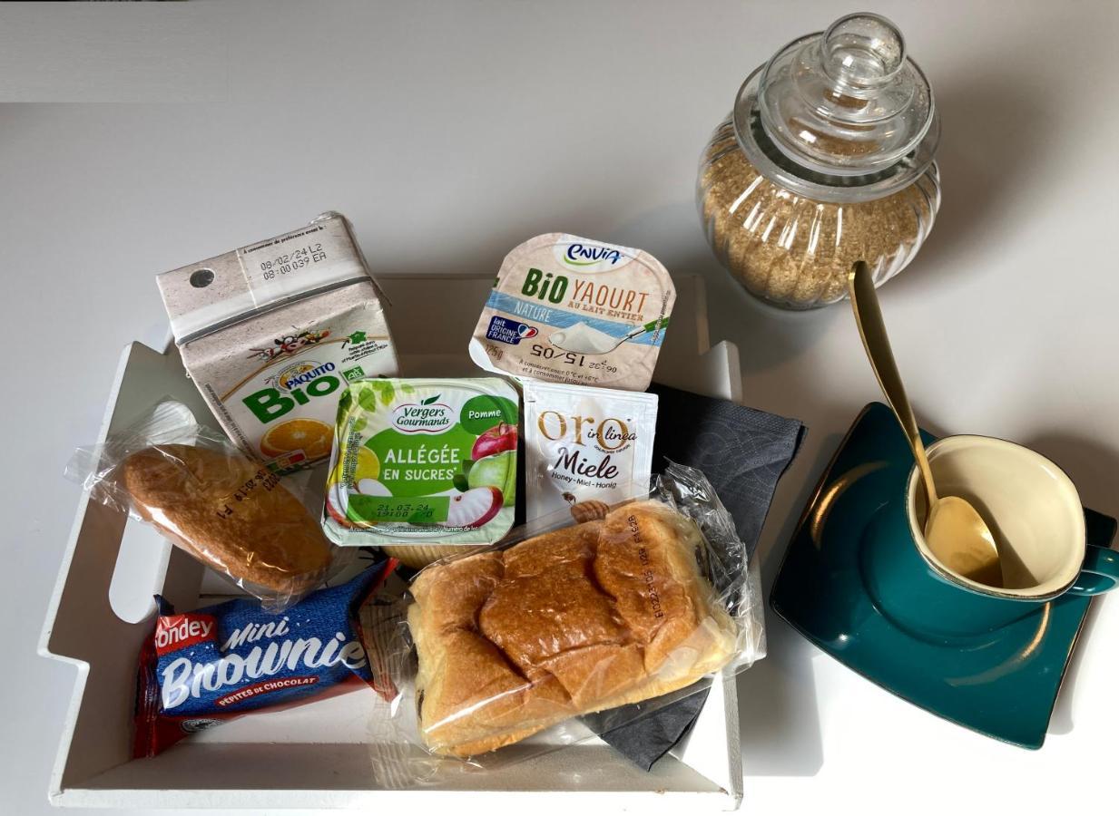 Aux 4 Logis Appart-Hotel - Studio Le Flore - Petit Dejeuner Inclus 1Ere Nuit フォワ エクステリア 写真